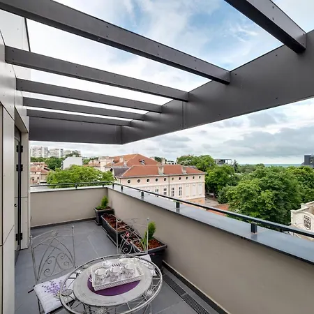 Classic Apartament *